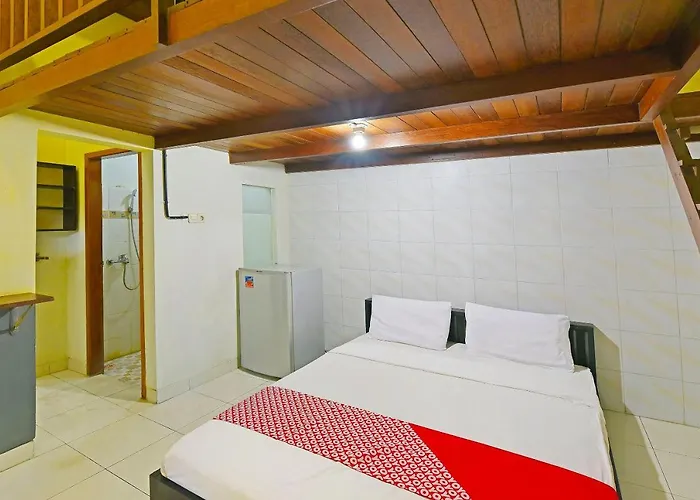 Hotel Super Oyo 91495 Indah 2*